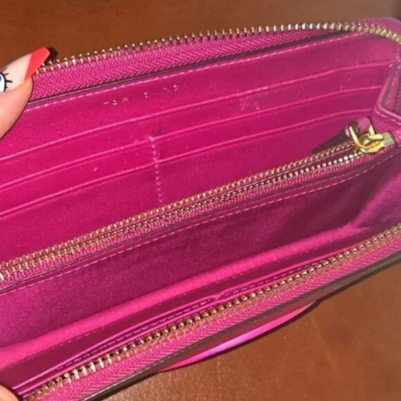 Tory Burch Wallet - Picture 4 of 9